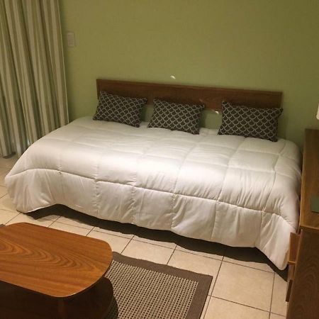 Hotel Pico เคเนรัลปิโก ภายนอก รูปภาพ